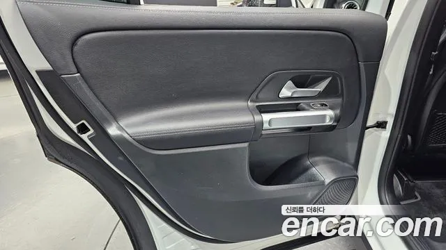 Mercedes-Benz GLB-Class GLB-класс X247 — Фото автомобиля 25