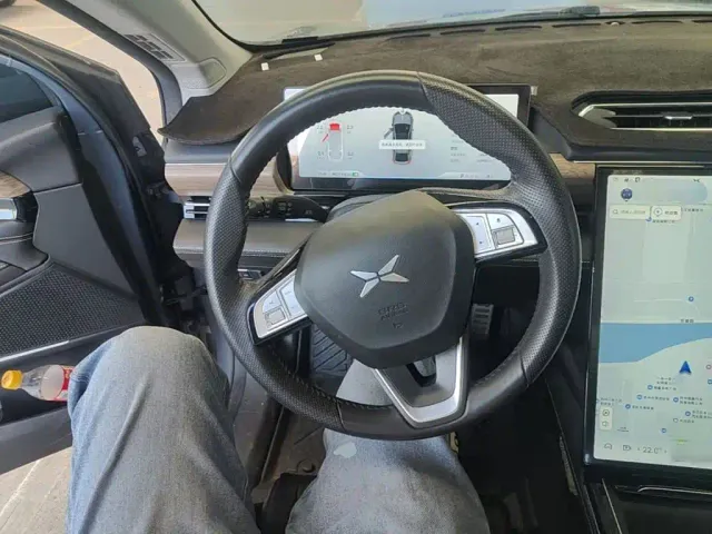 Xpeng P5 — Фото автомобиля 10