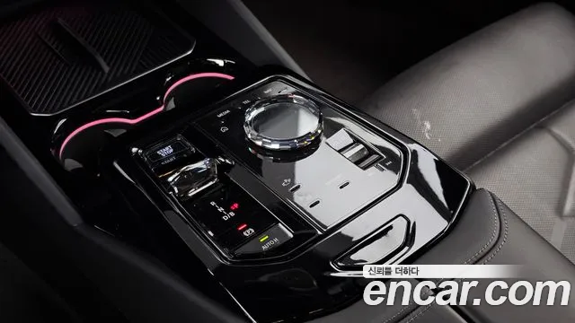 BMW i5 G60 — Фото автомобиля 12