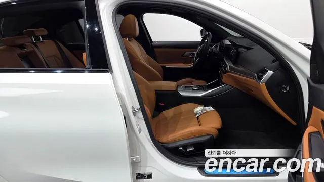 BMW 3-Series 3 серия (G20) 320i M Sport — Фото автомобиля 22