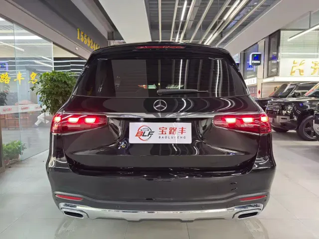 Mercedes-Benz GLS-Class — Фото автомобиля 16