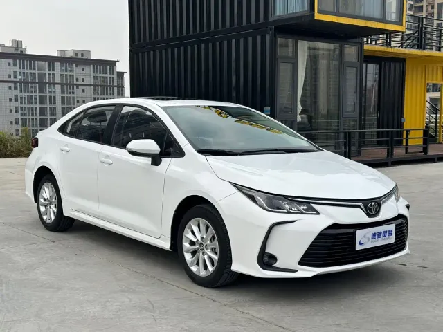 Toyota Corolla — Фото автомобиля 3
