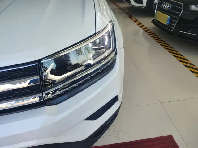 Volkswagen Tharu — Фото автомобиля 23