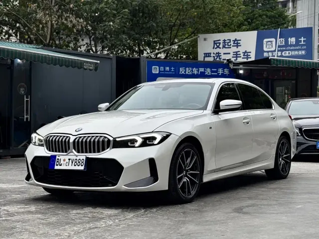 BMW 3 Series — Фото автомобиля 2