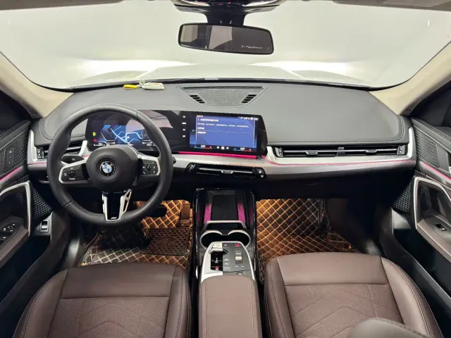 BMW X1 — Фото автомобиля 9