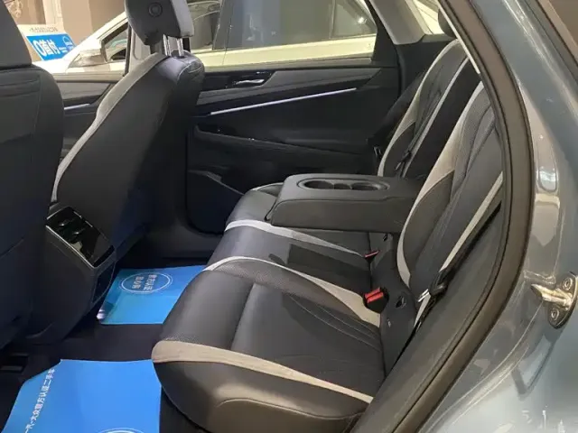 Volkswagen ID.7 Vizzion — Фото автомобиля 9