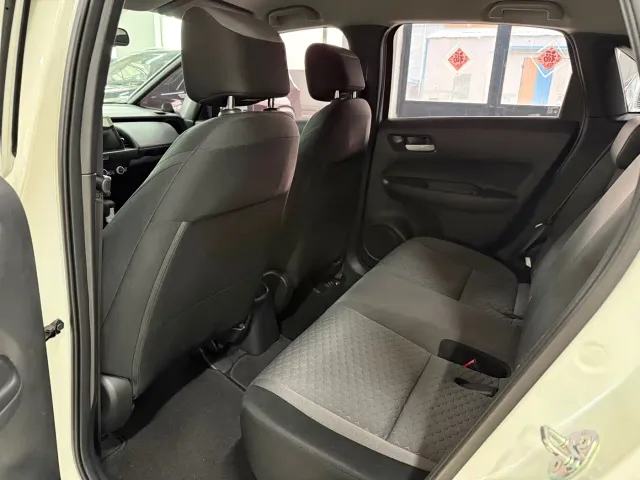 Honda Fit — Фото автомобиля 4