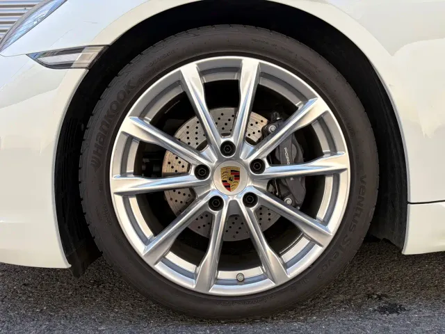 Porsche 718 — Фото автомобиля 16