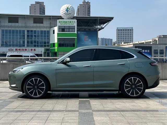 Aito M5 — Фото автомобиля 3