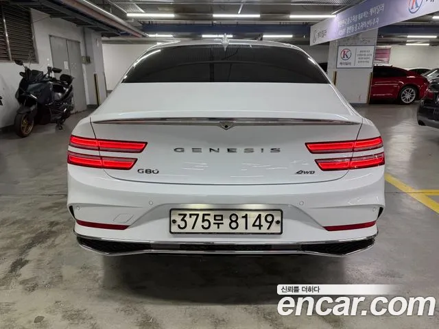 Genesis G80 Бензин 2.5 турбо AWD — Фото автомобиля 4