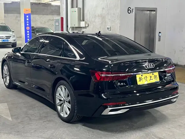 Audi A6L — Фото автомобиля 9
