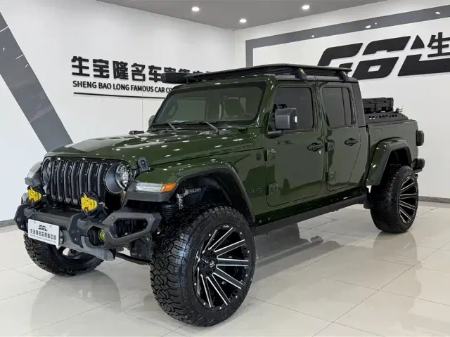Фотография автомобиля — Jeep Gladiator