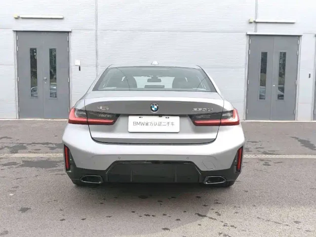 BMW 3 Series — Фото автомобиля 2
