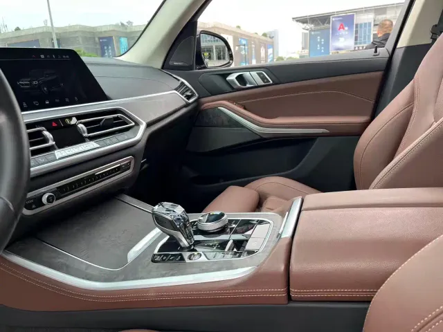 BMW X5 — Фото автомобиля 12