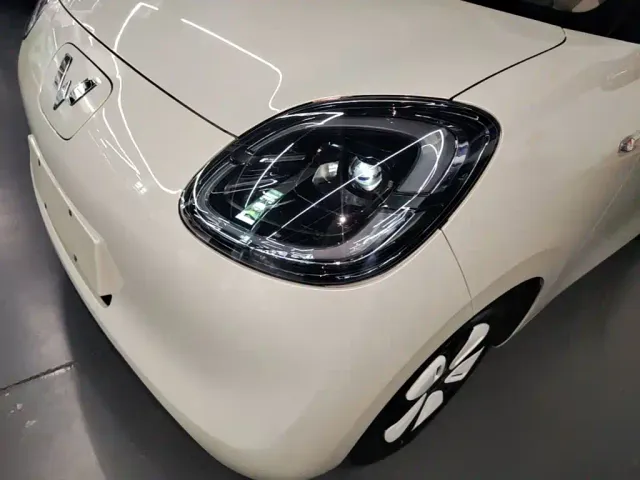 Wuling Hongguang Mini EV — Фото автомобиля 23