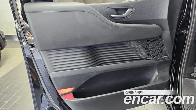 Hyundai Staria — Фото автомобиля 14