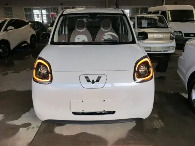 Wuling Hongguang Mini EV — Фото автомобиля 2