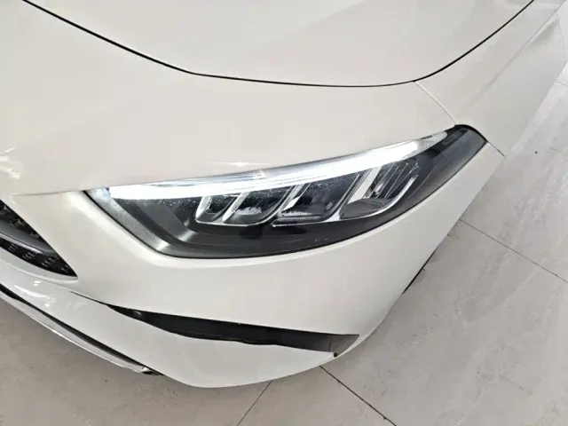 Mercedes-Benz A-Class — Фото автомобиля 23