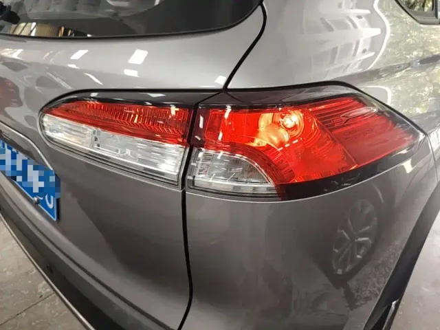 Toyota Corolla Cross — Фото автомобиля 7