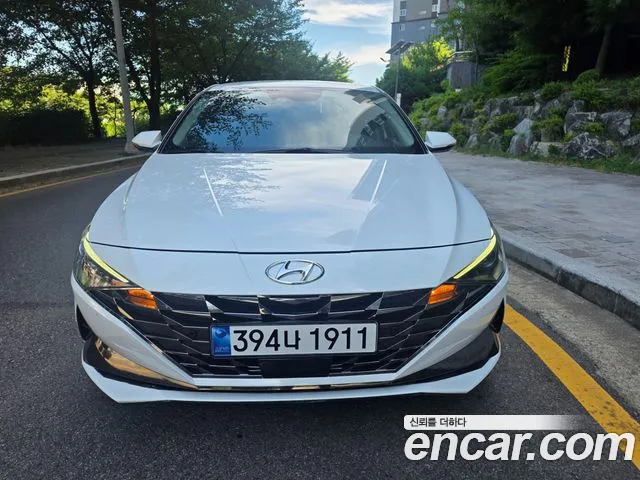 Hyundai AVANTE Avante (CN7) — Фото автомобиля 3