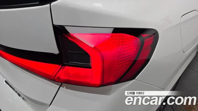 BMW X1 sDrive 18d M Sport — Фото автомобиля 19