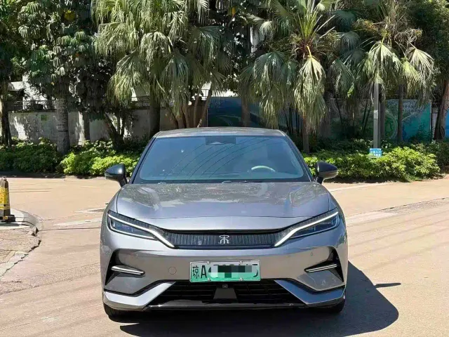 BYD Song L EV — Фото автомобиля 3