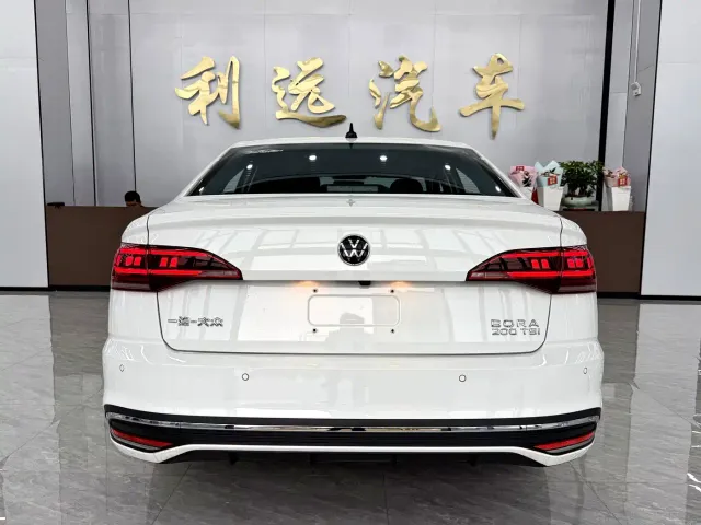 Volkswagen Bora — Фото автомобиля 14