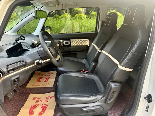 Baojun KiWi EV — Фото автомобиля 7