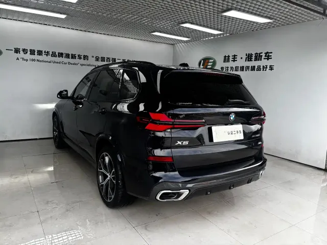 BMW X5 — Фото автомобиля 7