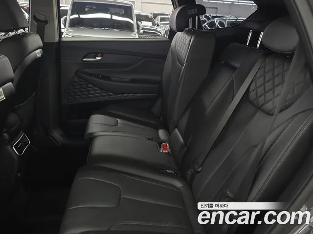 Hyundai Santafe Новый Santa Fe Дизель 2.2 4WD — Фото автомобиля 17
