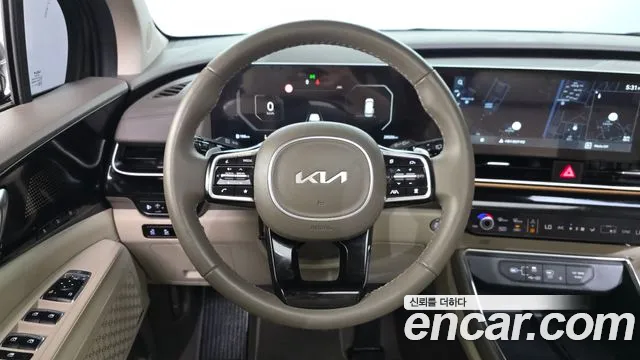 Kia Carnival Generation 4 — Фото автомобиля 13