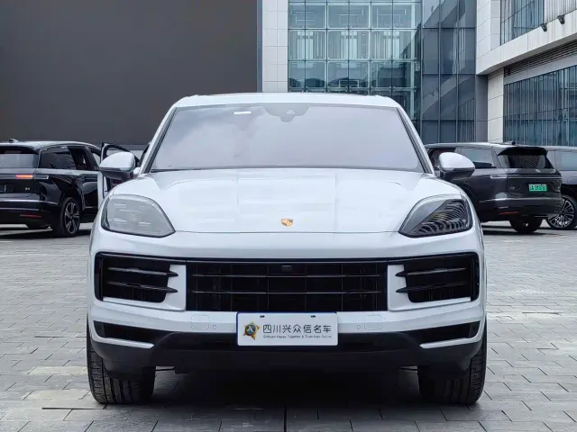 Porsche Cayenne — Фото автомобиля 2