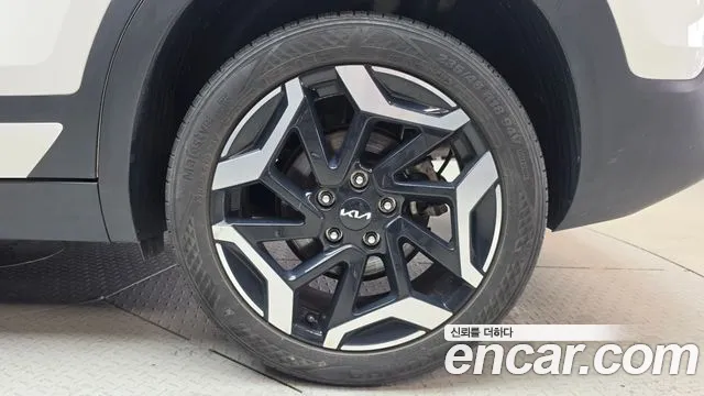 Kia Seltos Новый Seltos Бензин 1.6 турбо 2WD — Фото автомобиля 6