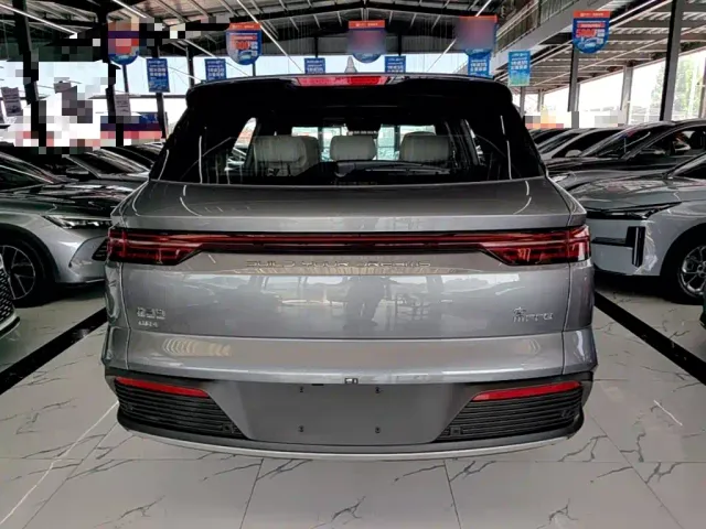 BYD Song Pro — Фото автомобиля 5