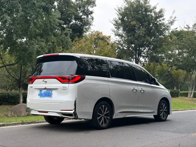 GAC Trumpchi M8 — Фото автомобиля 3