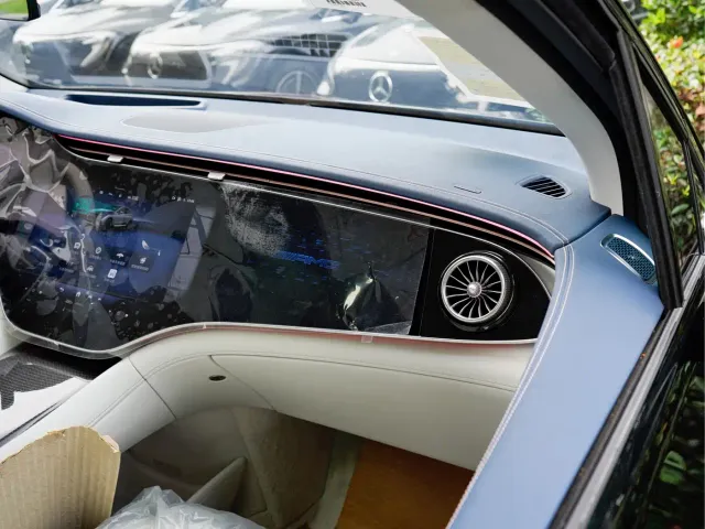 Mercedes-Benz EQE SUV AMG — Фото автомобиля 16