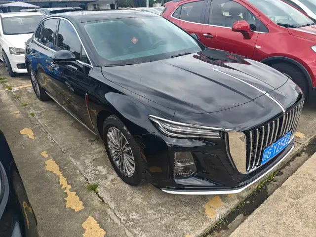 Hongqi H5 — Фото автомобиля 3