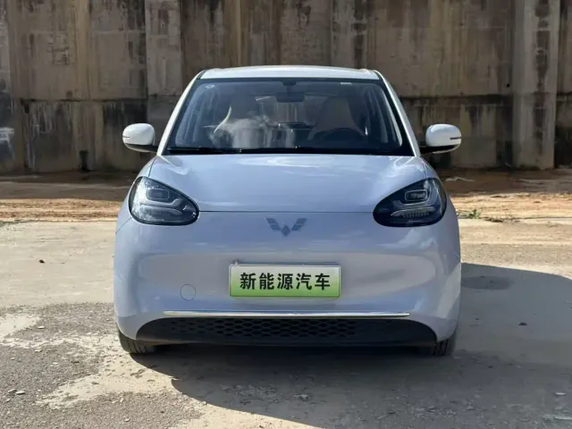 Wuling Bingo — Фото автомобиля 2