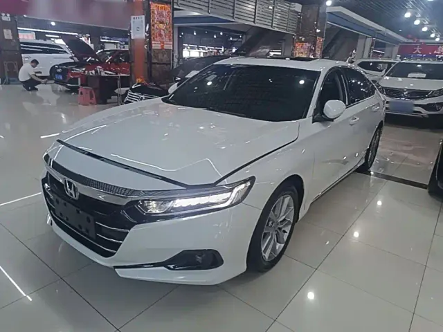 Фотография автомобиля — Honda Accord