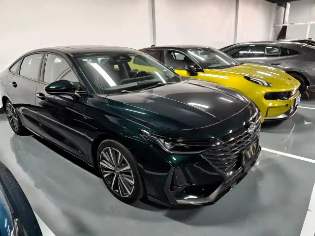 Chery Arrizo 8 — Фото автомобиля 3