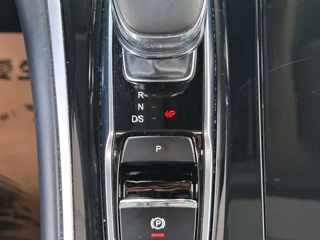GAC Trumpchi M8 — Фото автомобиля 24