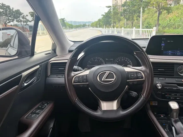 Lexus RX — Фото автомобиля 8