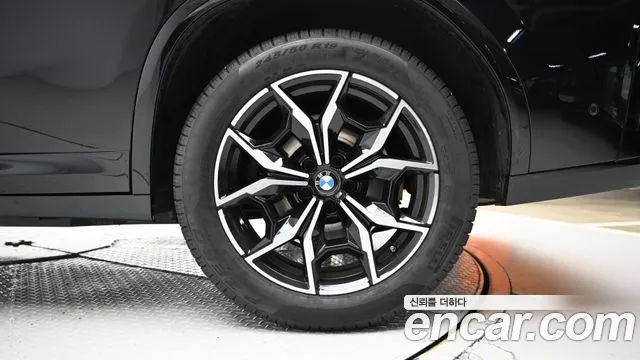BMW X4 xDrive20i M Sport — Фото автомобиля 5