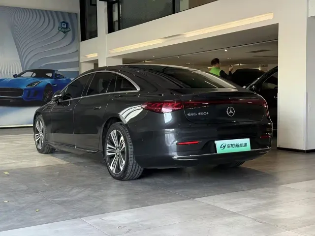 Mercedes-Benz EQS — Фото автомобиля 9