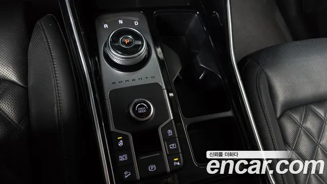 Kia Sorento Sorento 4-е поколение Дизель 2.2 2WD — Фото автомобиля 9