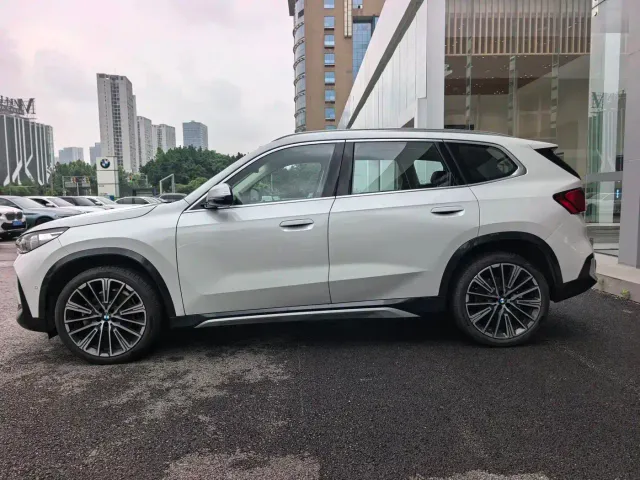 BMW X1 — Фото автомобиля 5