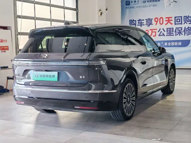 Nio ES8 — Фото автомобиля 9