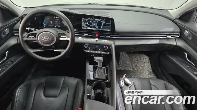 Hyundai Avante CN7 — Фото автомобиля 10