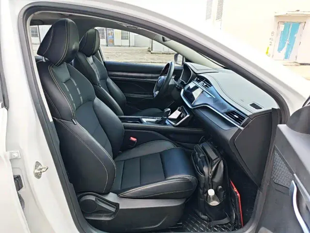 Geely Binrui — Фото автомобиля 24