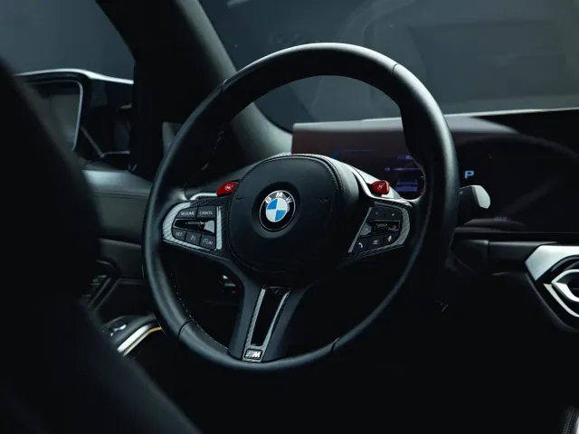 BMW M3 — Фото автомобиля 10
